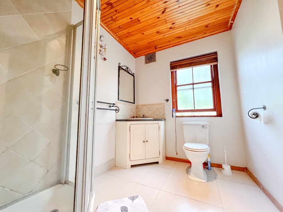 To Let 2 Bedroom Property for Rent in River Club Western Cape